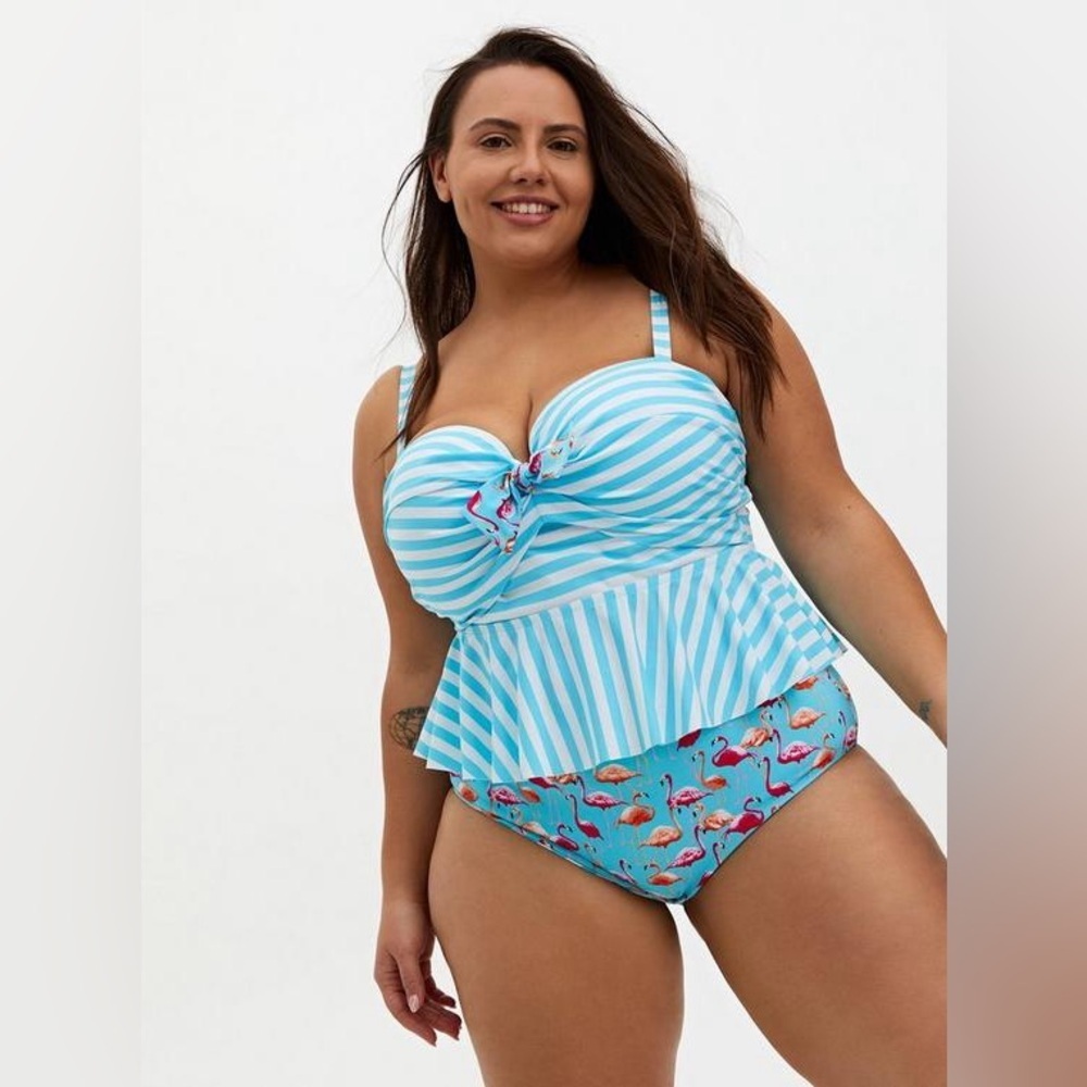 NWT Torrid Blue and White Flamingo Tankini Top sz 00 C/D